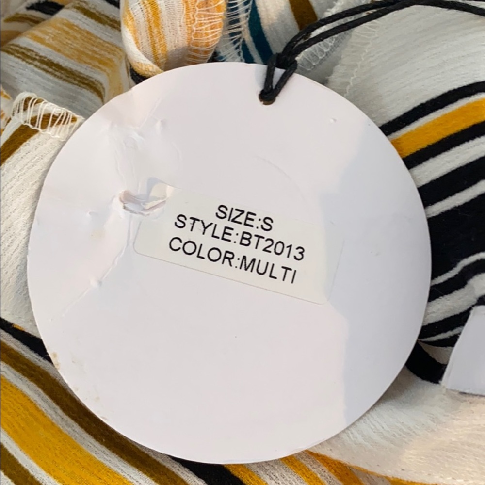 Reve Crop Top Blouse - Picture 5 of 5